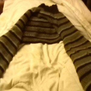 Crap cropped turtleneck knitted sweater black and green stripes women's medium